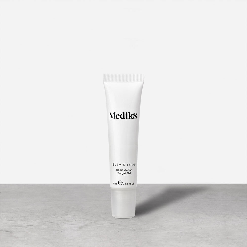 Medik8 Pore Refining Scrub — gommage à l'acide mandélique et salicylique pour la visibilité des pores