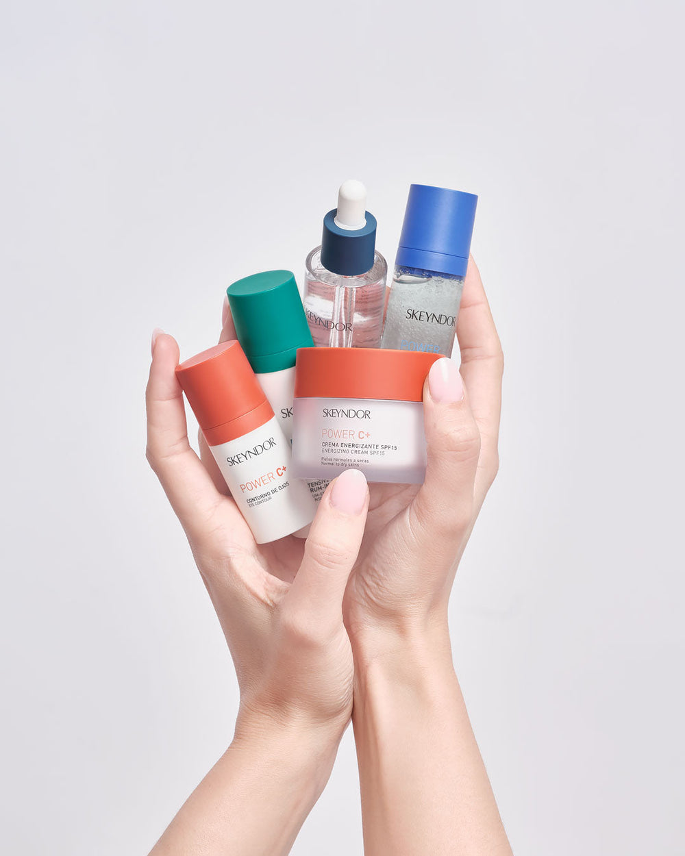 Skeyndor Power C+ Vitamin C 12.5% Antioxidant Brightening Serum — Serum mit Vitamin C für glanzlose Haut