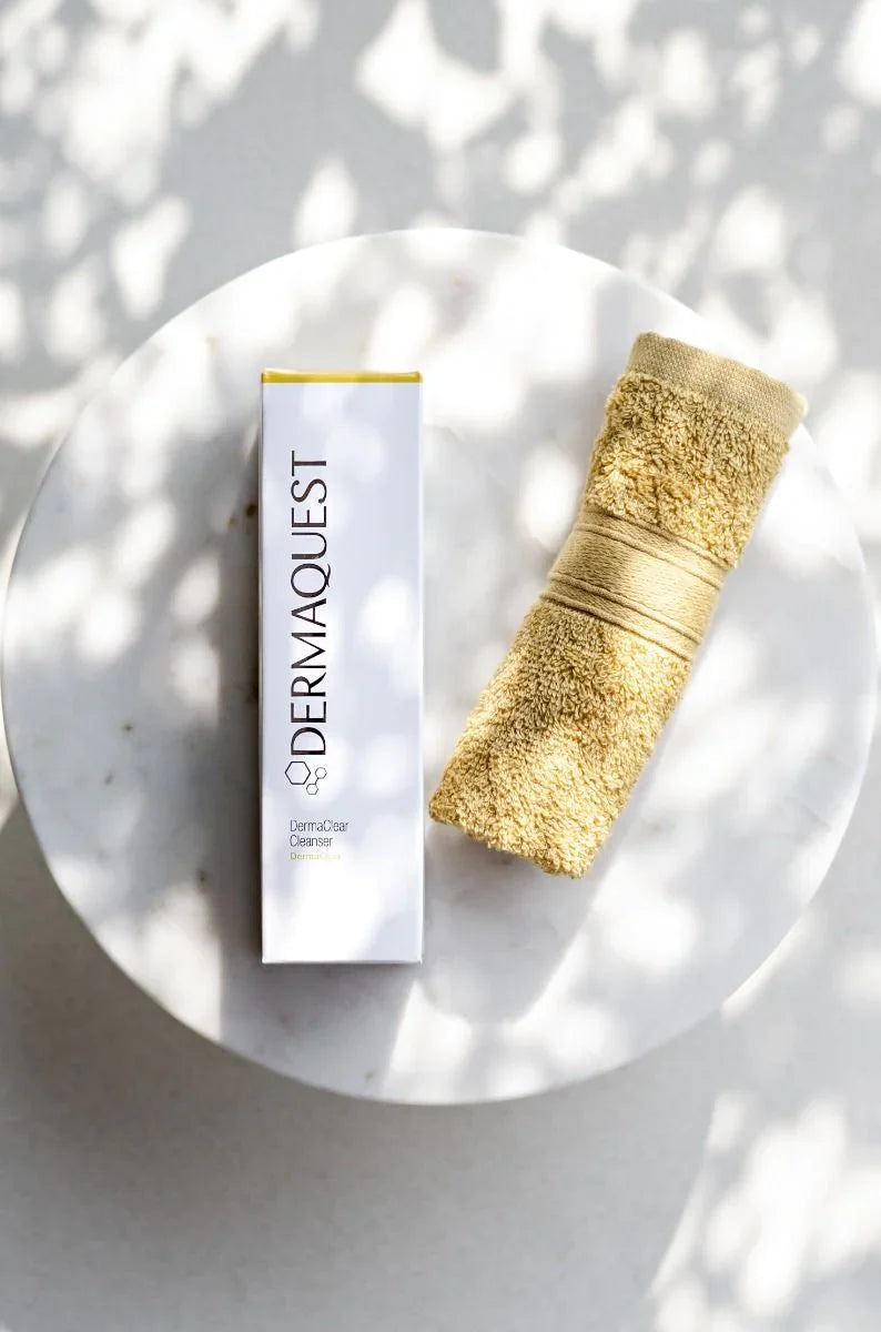 DermaQuest DermaClear Cleanser 177 ml — antibakteriálně-enzymatický gel pro mytí aknózní pleti