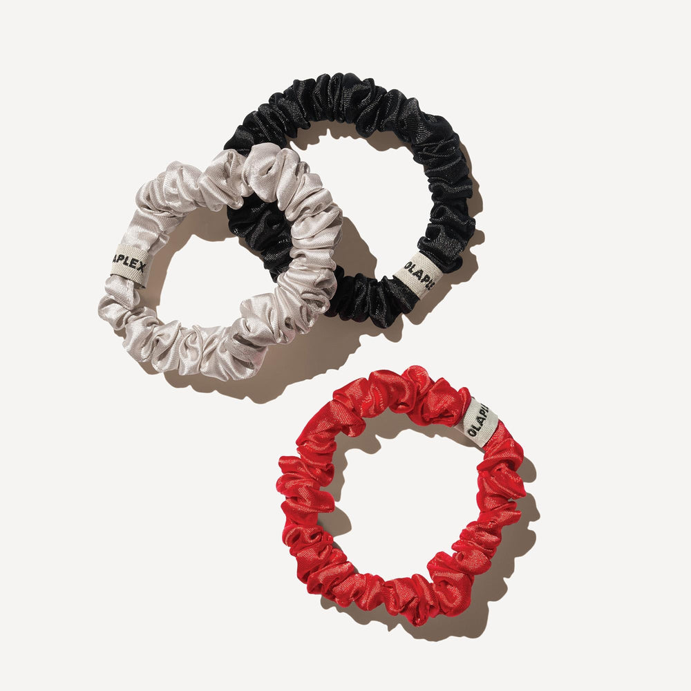 Olaplex Satin Scrunchie — Satin-Haargummi, das Reibung und Haarbruch reduziert