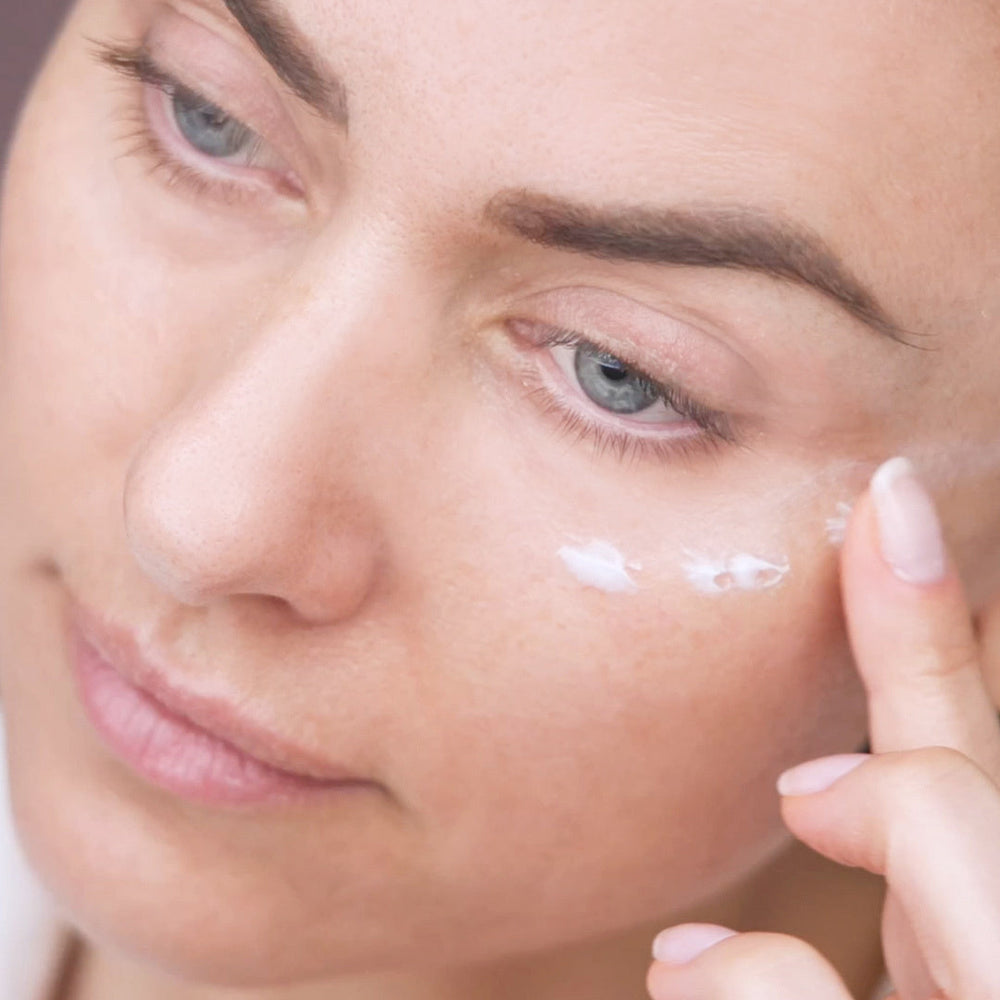 Bioelements Sleepwear® for eyes 14 ml — crema de noche para el contorno de ojos con signos de envejecimiento